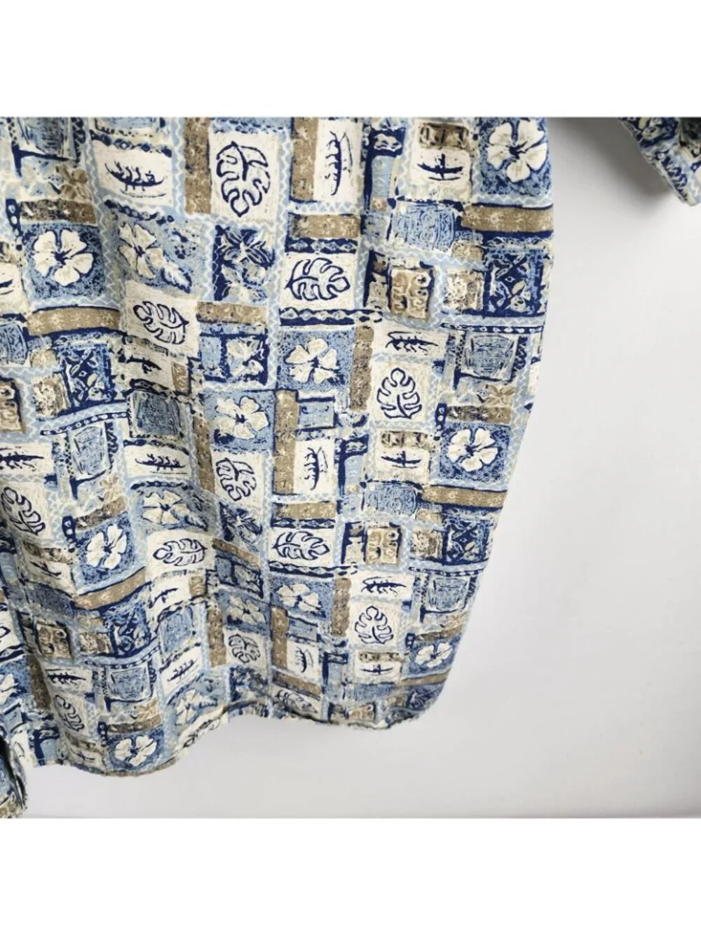 Honolua Surf Co Shirt Mens XL Multi Geometric S/S Hawaiian Motifs Button Up USA